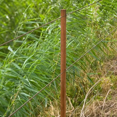 Gallagher Insultimber (FSC?) dropper 126x3,8x2,6cm (1)
